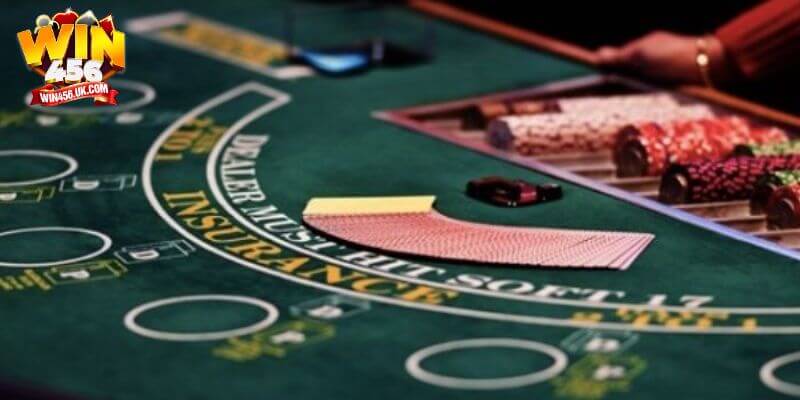 Baccarat được biết đến là một trò chơi đòi hỏi người tham gia phải có kinh nghiệm phong phú.